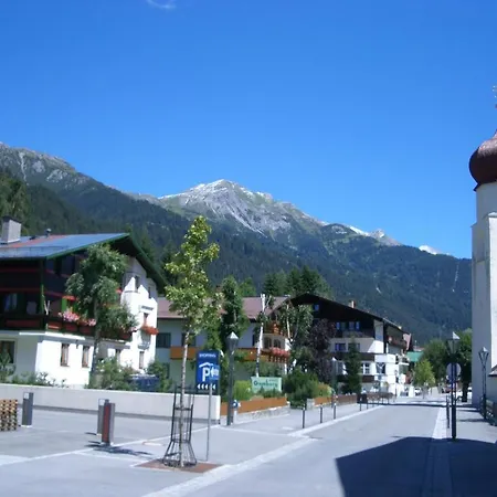 Haus Gamberg & Premium Sommerkarte Sankt Anton am Arlberg