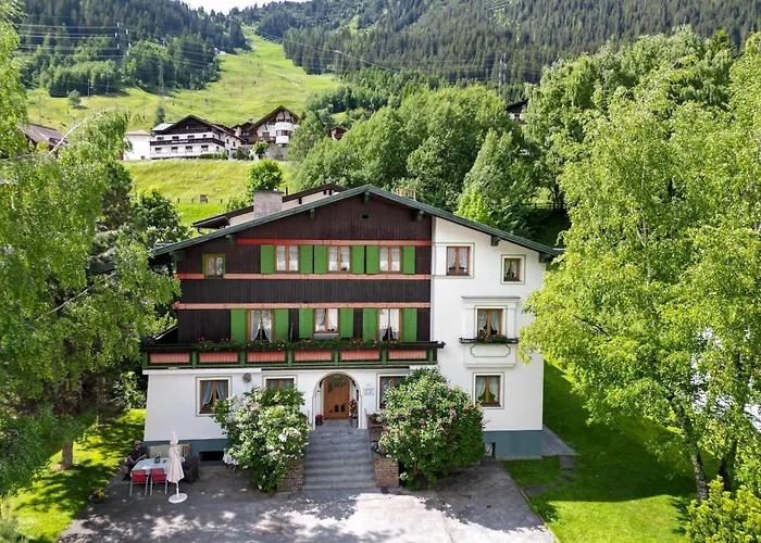 Hotel Haus Gamberg 3*