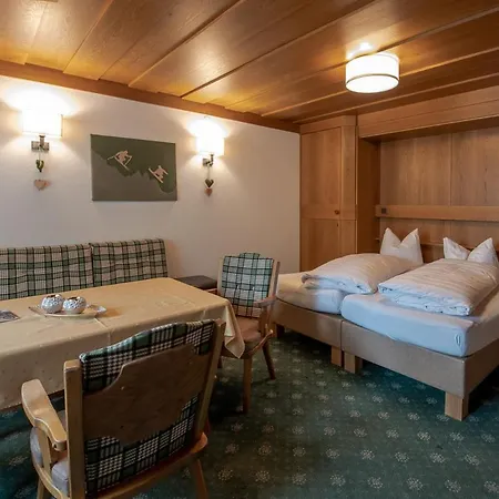 Haus Gamberg Hotel Sankt Anton am Arlberg