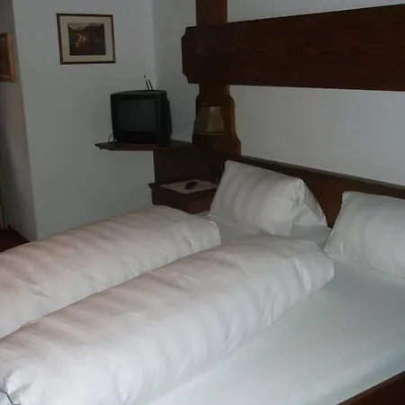 Haus Gamberg & Premium Sommerkarte Sankt Anton am Arlberg